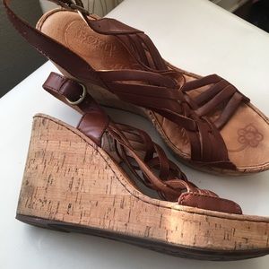 Born brown wedges size 11
